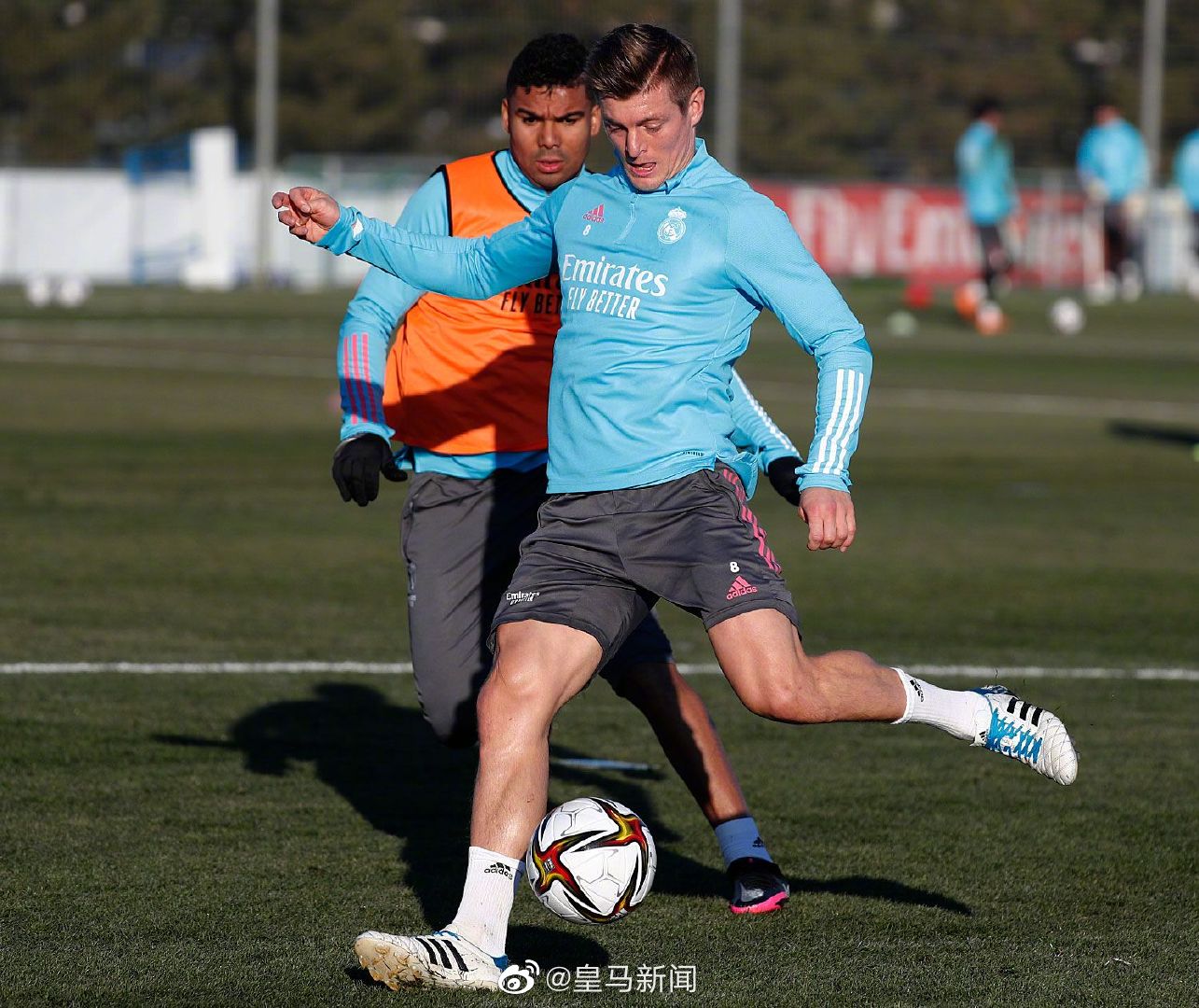 关键时刻新疆广汇备战国王杯,外线爆发细节曝光,媒体盛赞,控场能力受关注(战意技巧和力量的区别)-友博体育网站