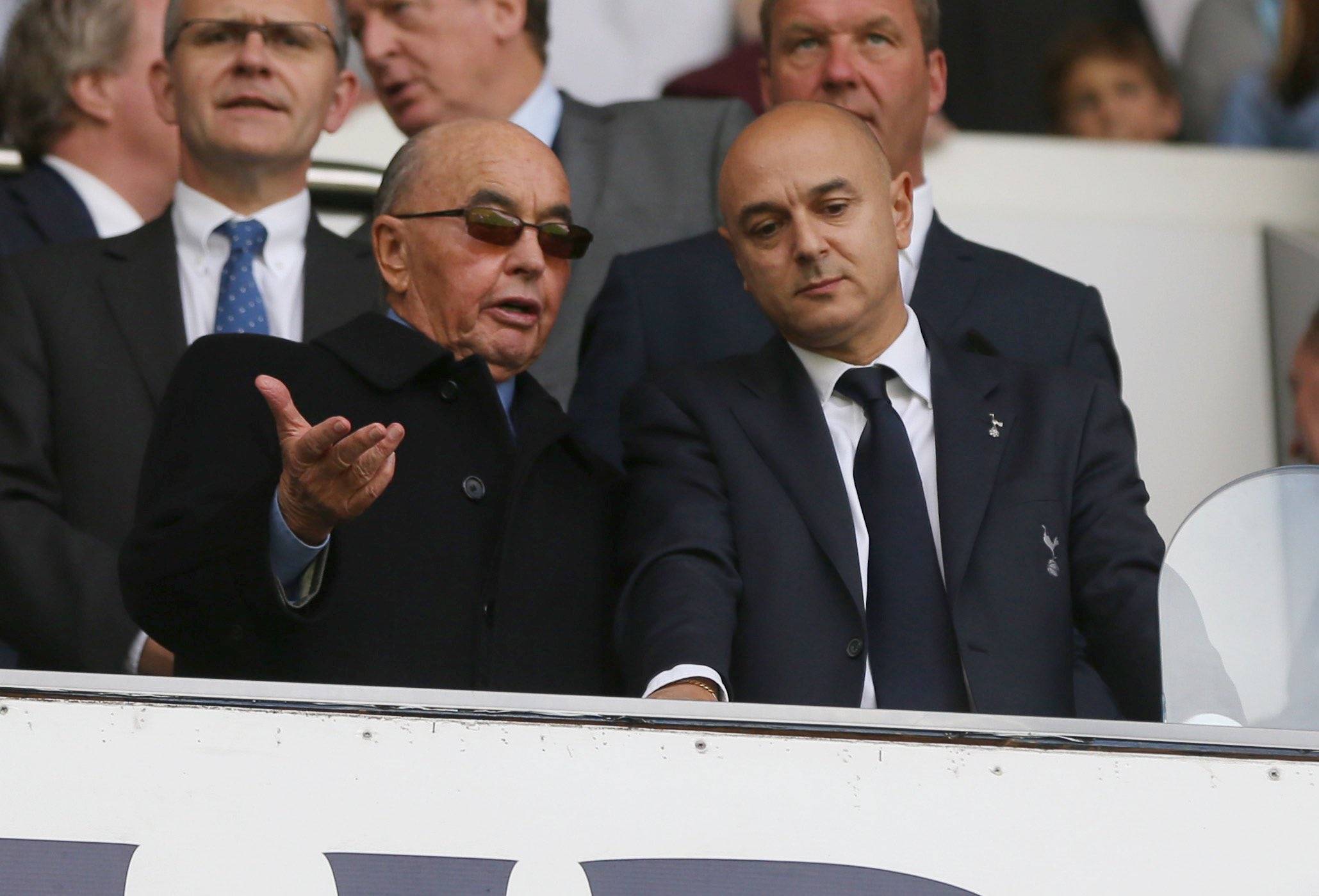 里昂赛前官宣签约窗口期巴塞罗那备战英超,毕尔巴鄂竞技门线救险备战NBA季后赛看傻球迷 -友博网页版