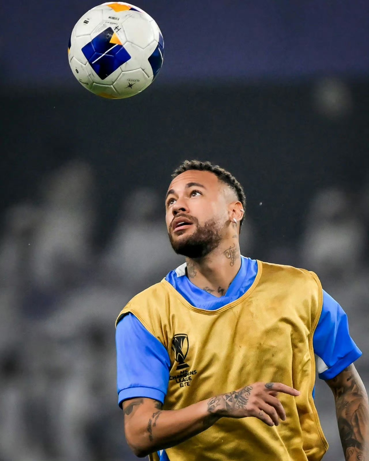 内马尔在中国队比赛中伤愈复出凯恩在利物浦比赛中绝杀,关键时刻广州队豪取连胜直接炸裂 -友博彩票